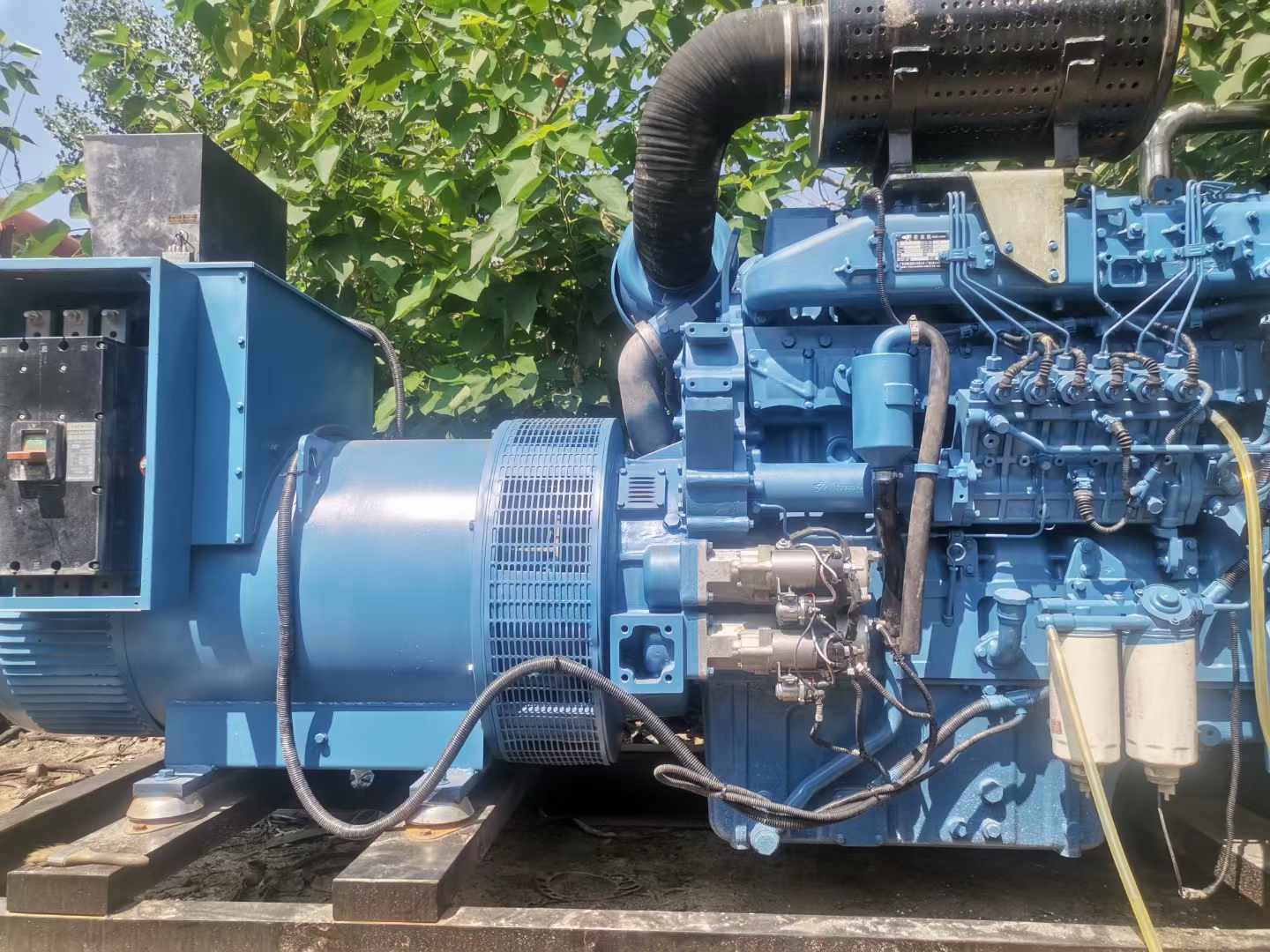 屏山详细说明降低 800kW 柴油发电机输出电流波动的方法